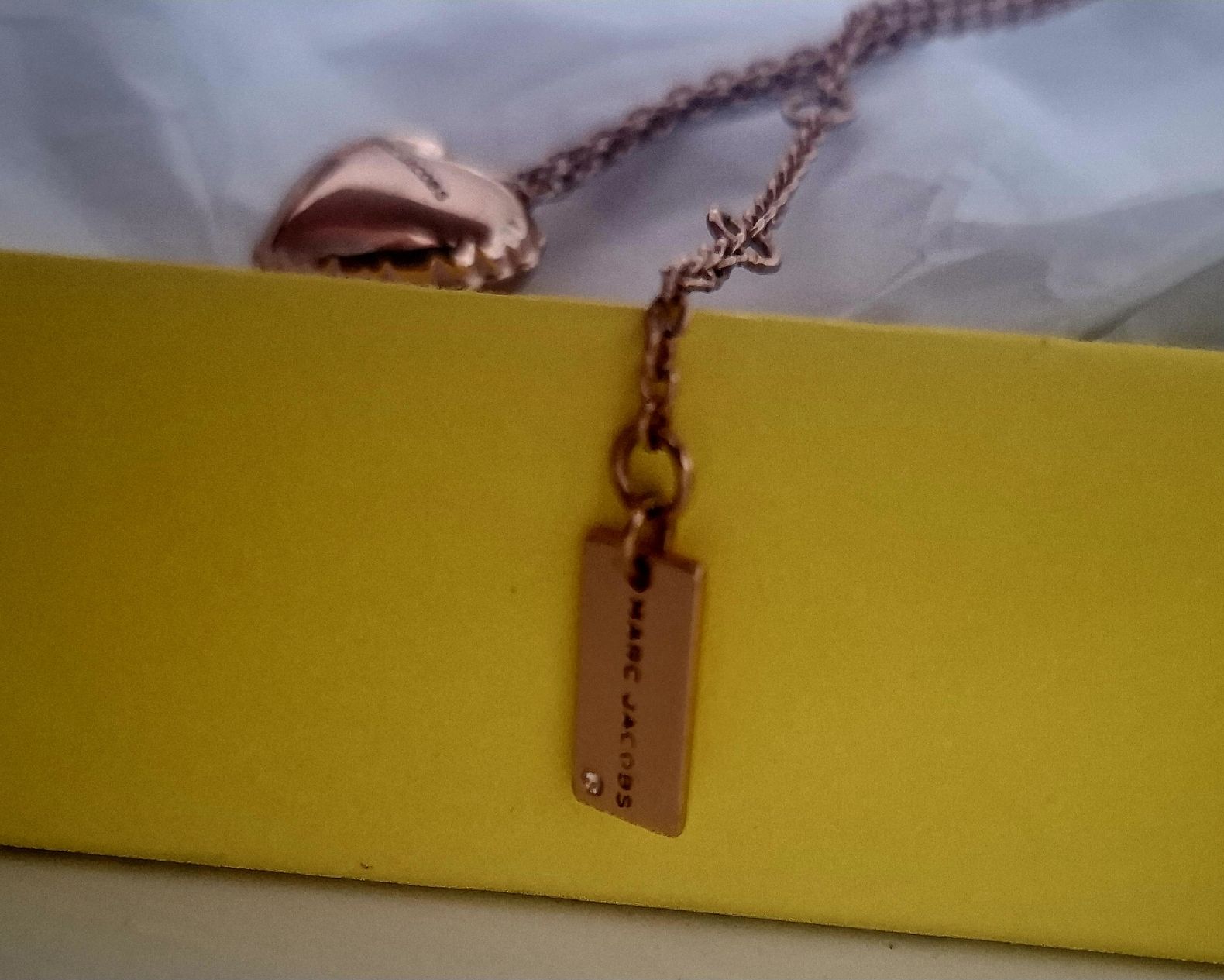 Marc Jacobs Ketten: Marc Jacobs Rose Gold Heart Necklace – Gebraucht aus Leysin von Libelluli 2