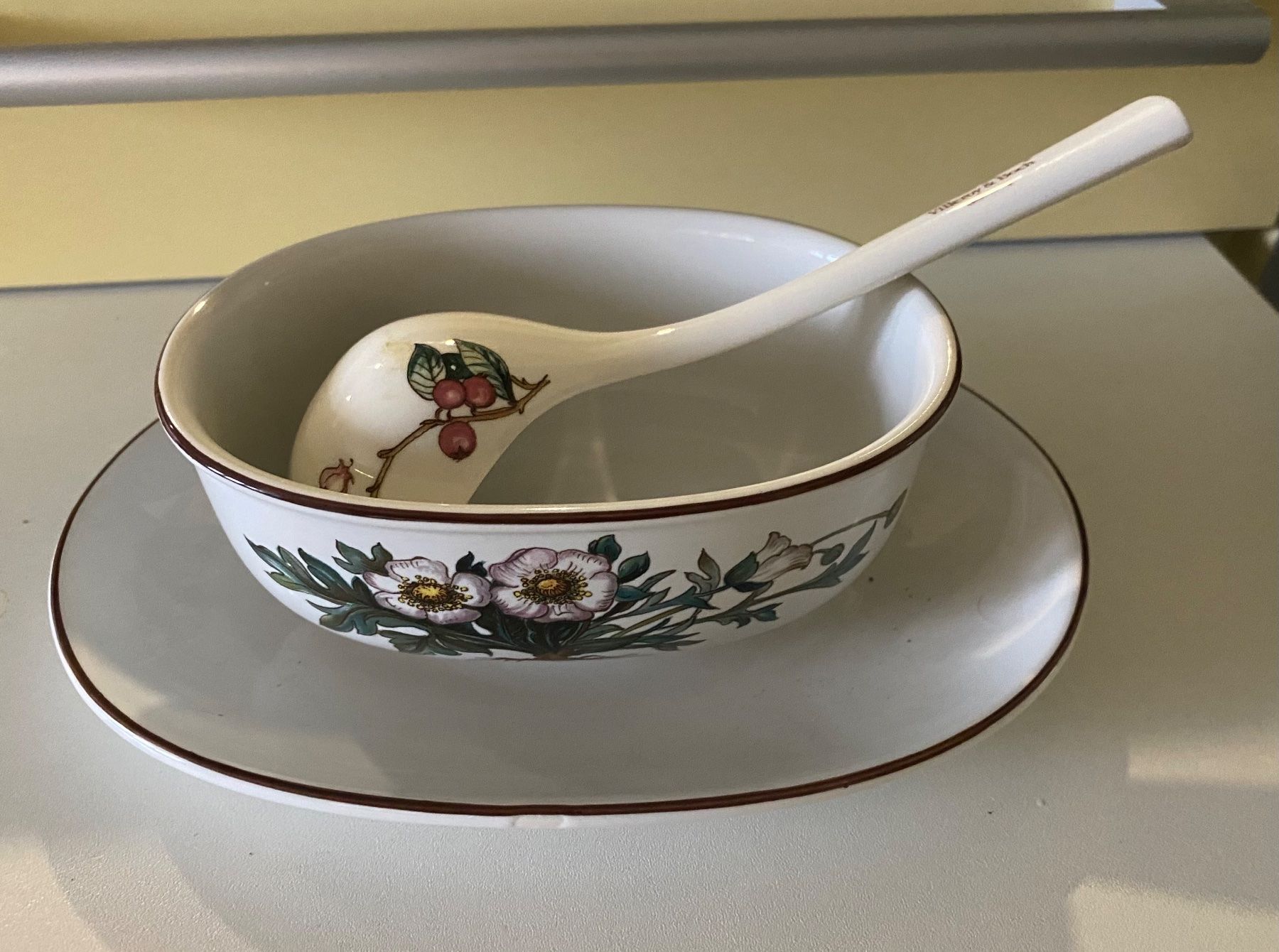 Villeroy & Boch Set di piatti: Sausiere Villory Boch Botanica – Usato da Russikon venduto da Honolulu-2019