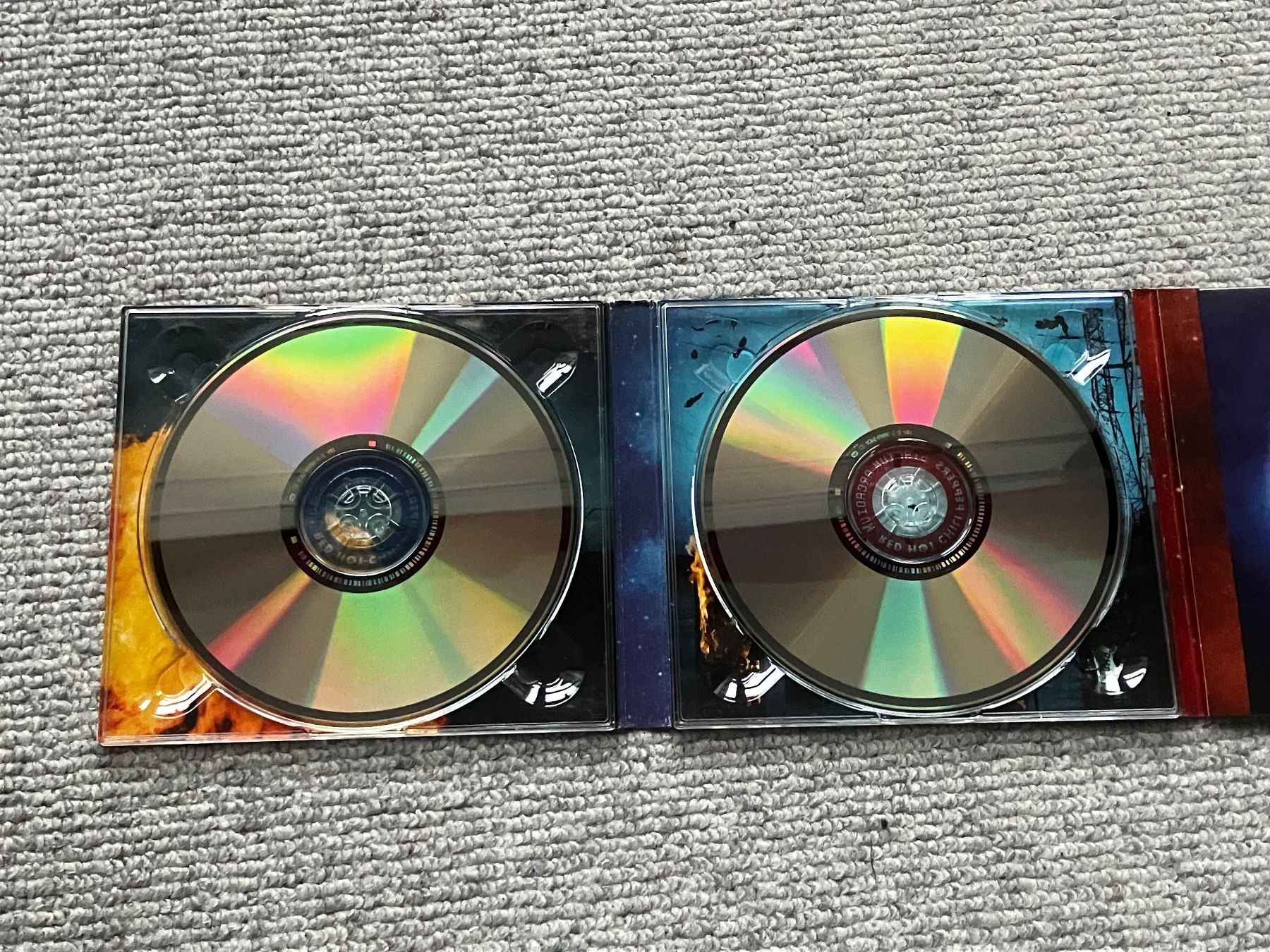 CD: Red Hot Chili Peppers Stadium Arcadium 2CDs – Usato da Promasens venduto da mazzz 3