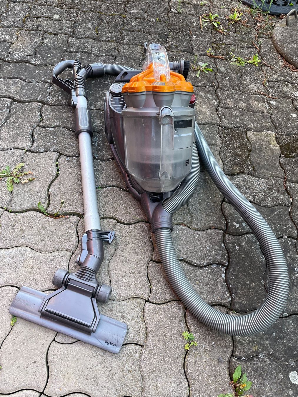 Dyson Staubsauger & Zubehör: Staubsauger DYSON DC19, Schlittensauger – Gebraucht aus Biberstein von Klingklang 1