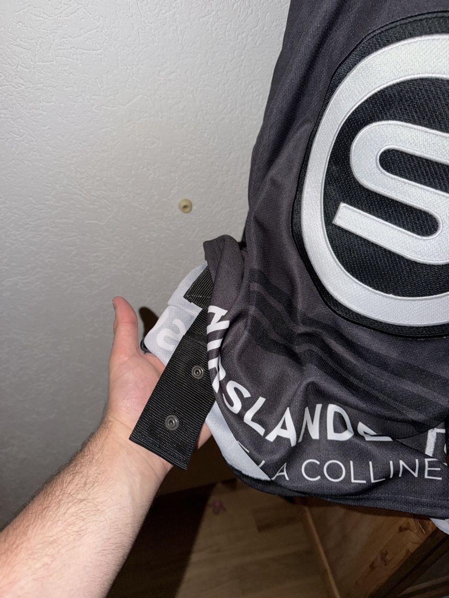 Leibchen & Hosen: Maillot GSHC éditions limitée  Avec bas – Neu (gemäss Beschreibung) aus DÜDINGEN von Dylan.1 3