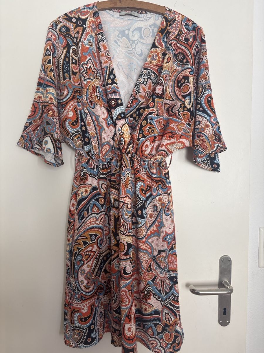 Vestiti: Sommerkleid  – Usato da Zürich venduto da linfri