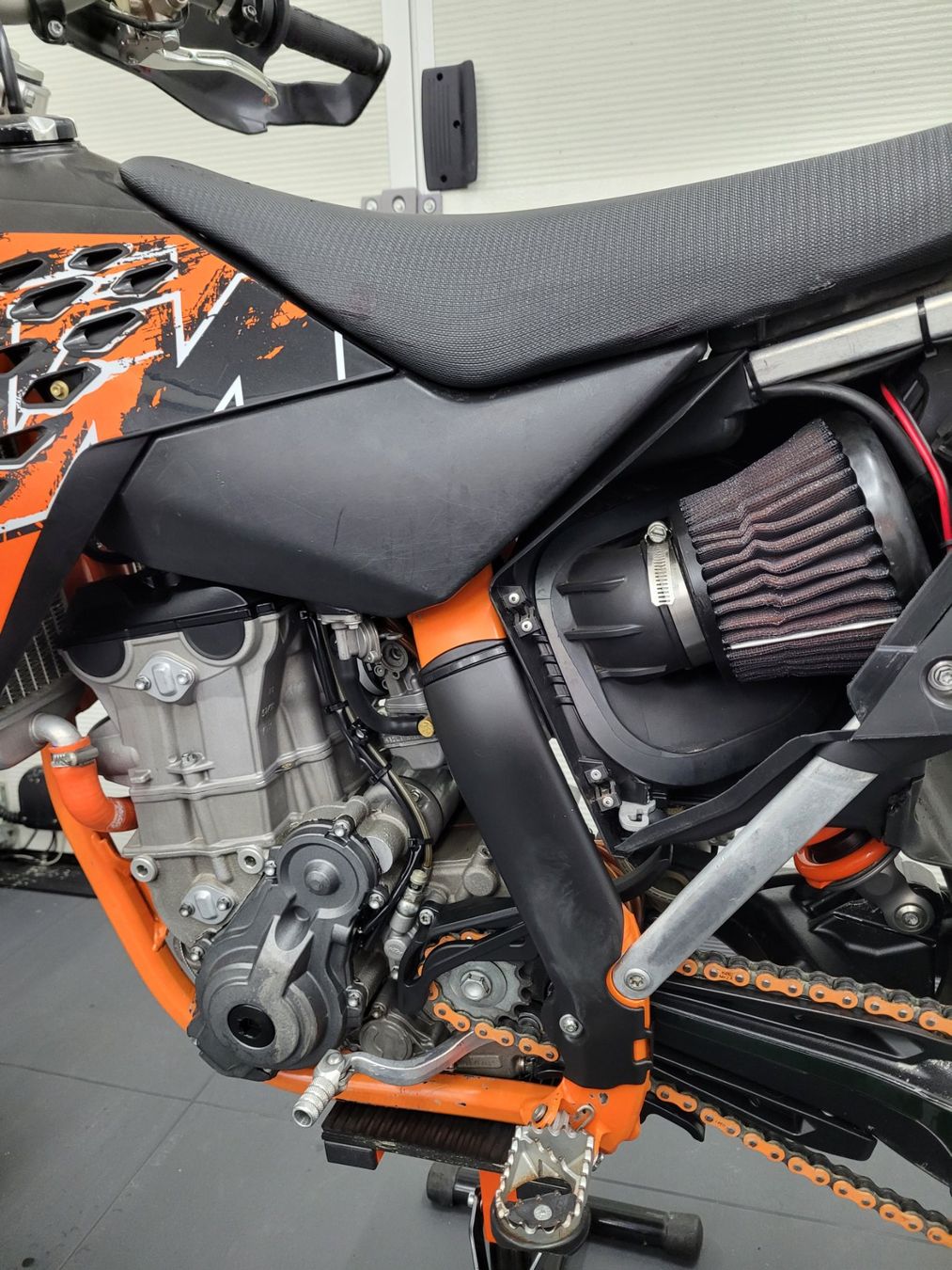 KTM Route: KTM 450 SMR Supermoto – D'occasion à Reinach AG par CaddyFactory 9
