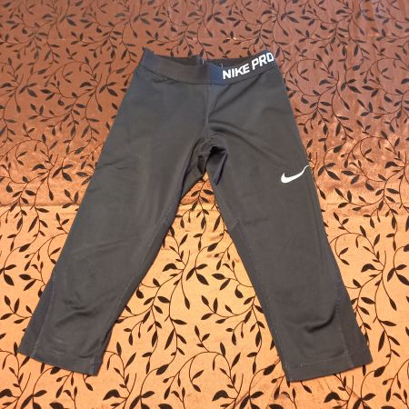 kurze, schwarze Nike Dry-Fit Sporthose Gr. M