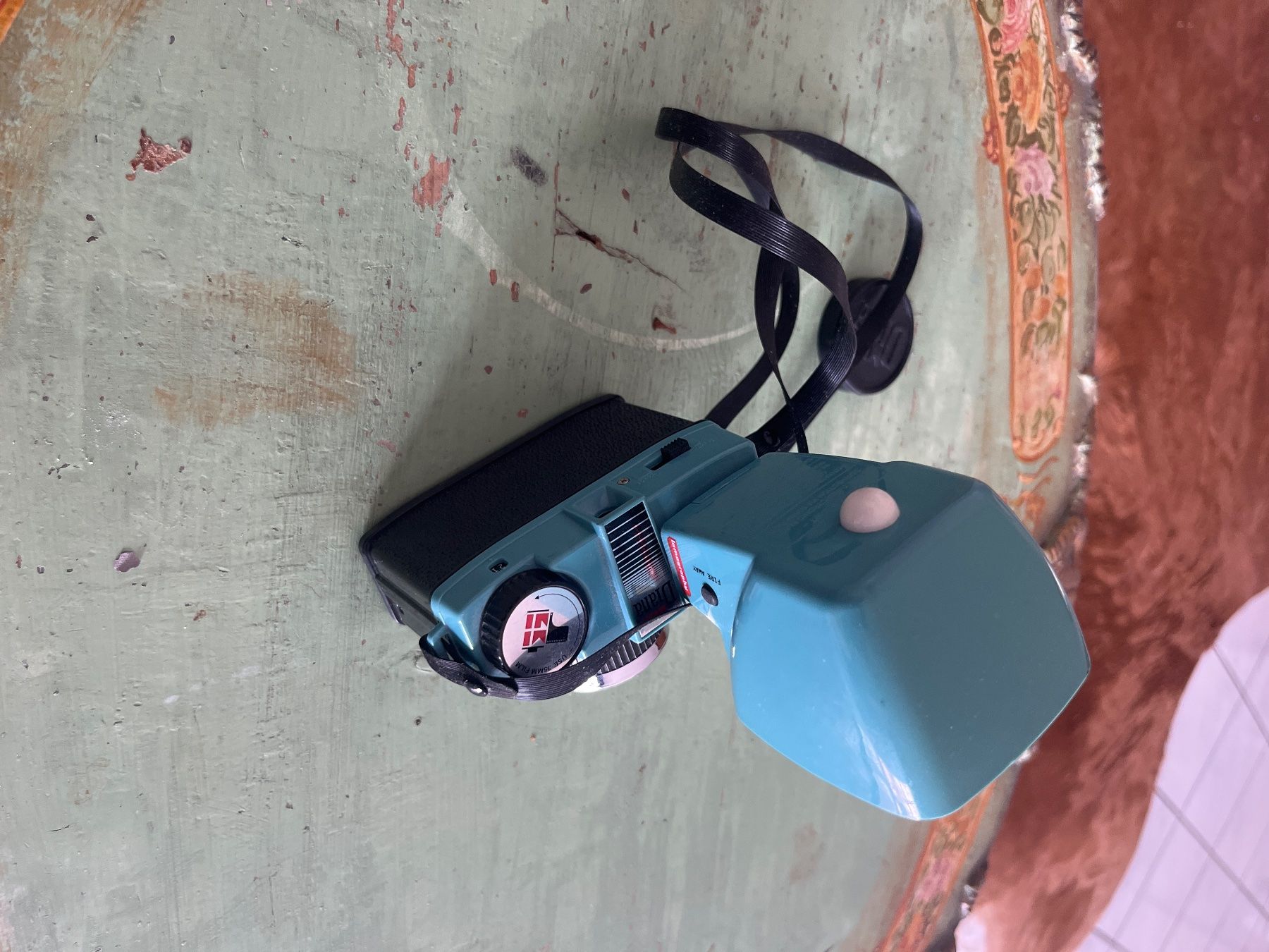 Zeiss Kamera: Diana F+ Vintage camera – Defekt aus Chiasso von AzenYa 1