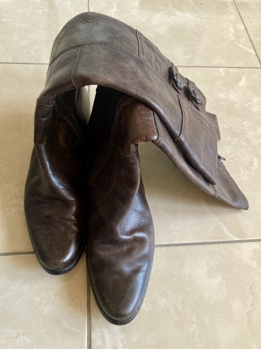 Scarpe da donna: Damen Leder Stiefel braun Grösse 37  – Usato da Vinelz venduto da Viewfinder84