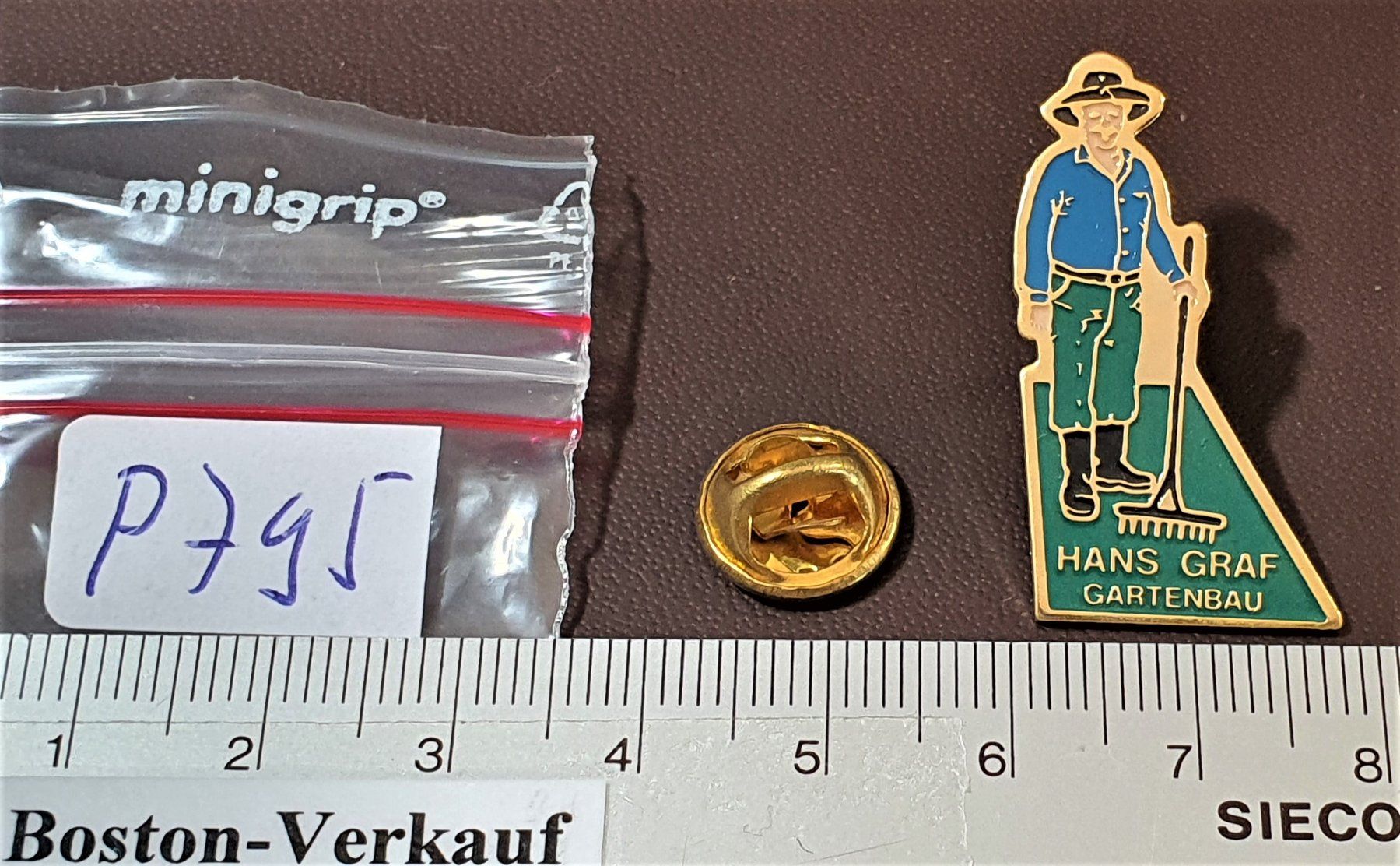 Placchette & Badge: P795 - Pin Gärtner Hans Graf Gartenbau – Usato da Reinach BL venduto da Boston-Verkauf 1