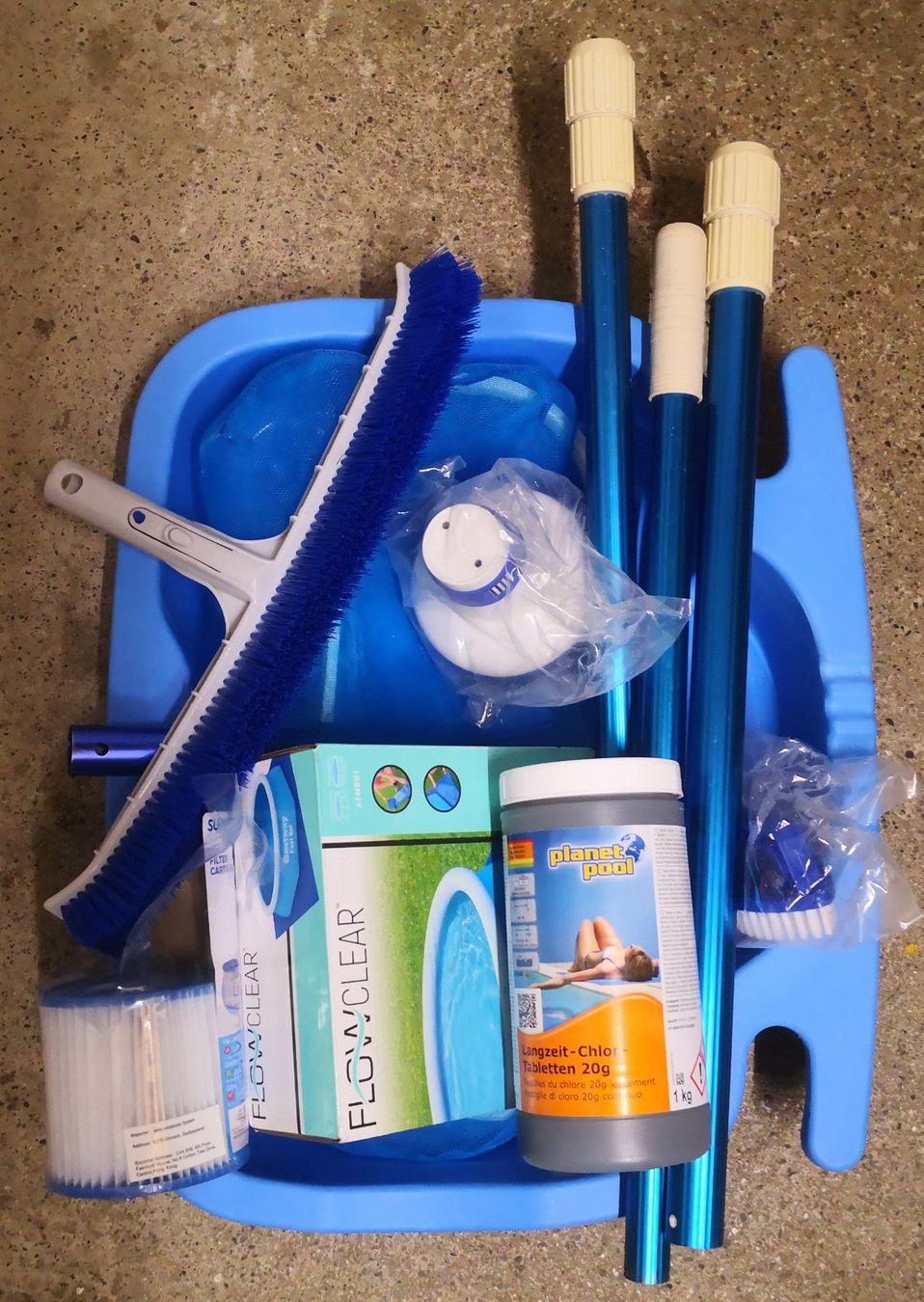 Schwimmbad: Polygroup Summer Waves Pool – Gebraucht aus Ibach von  1