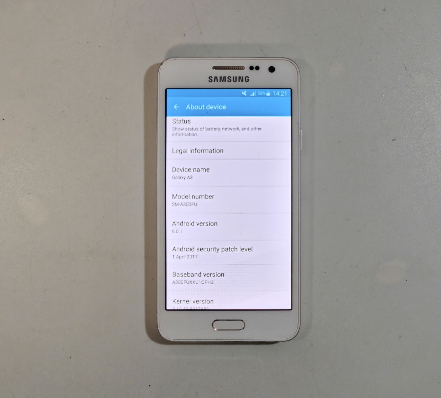 Samsung Portables: Samsung Galaxy A3 – D'occasion à Ehrendingen par Rocky985 1