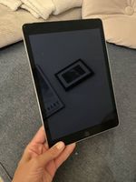 apple ipad 2016