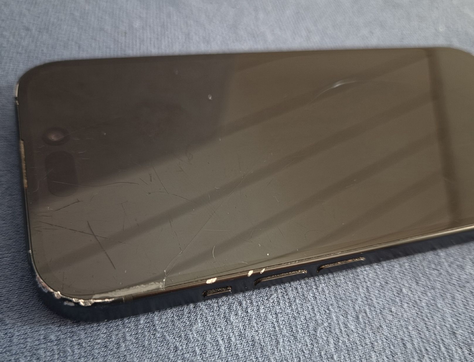 Apple Portables: Iphone 15 (256gb) – D'occasion à Otelfingen par Wxaber 2