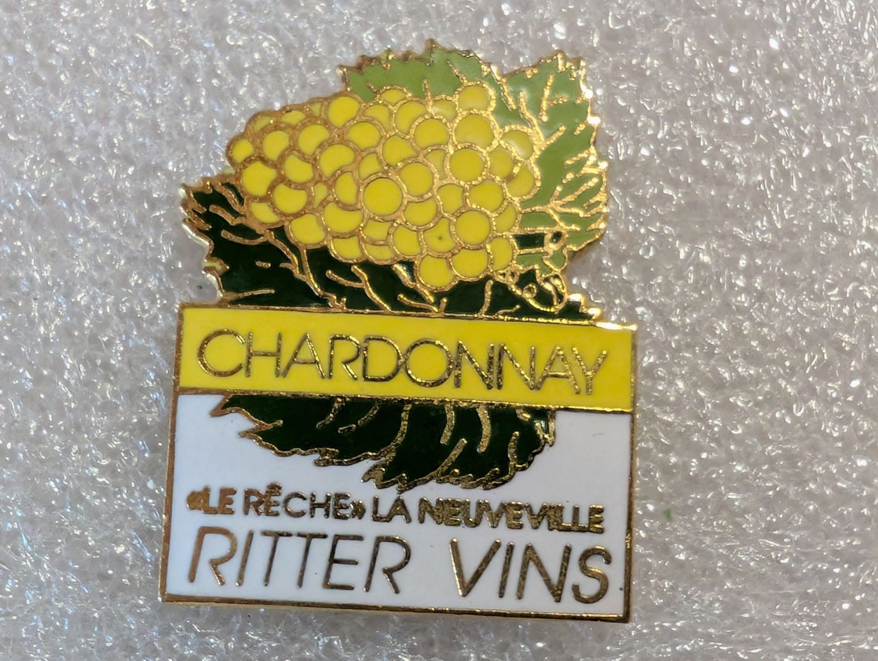 Plaketten & Abzeichen: Ansteckpin 280: Ritter Vins – Gebraucht aus Oppligen von Pin-Fall-Shop