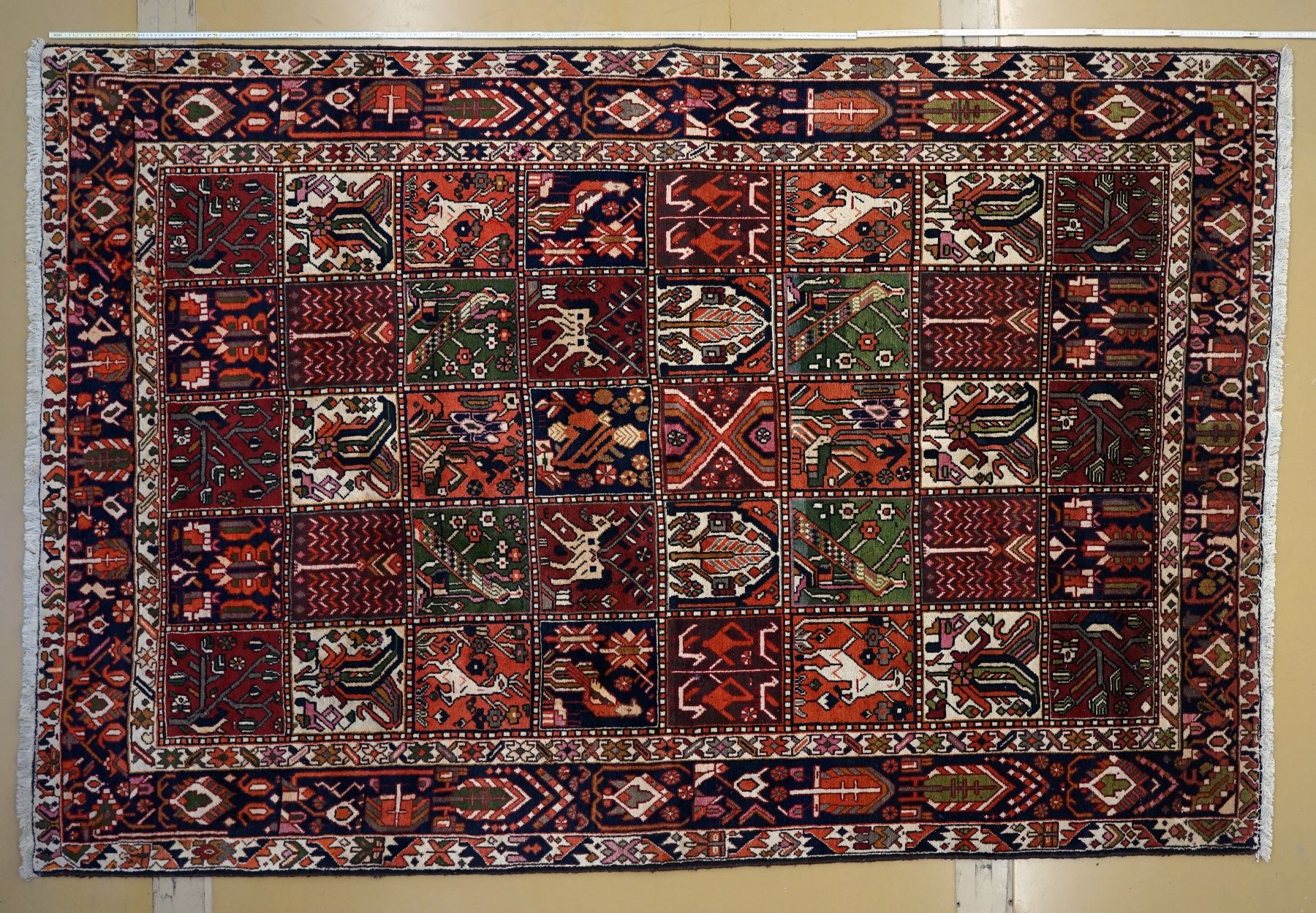 Teppiche: Bakhtiar Teppich, 3.06 x 2.06 m, Kheshti Muster, Persisch – Gebraucht aus Netstal von spaltflo01
