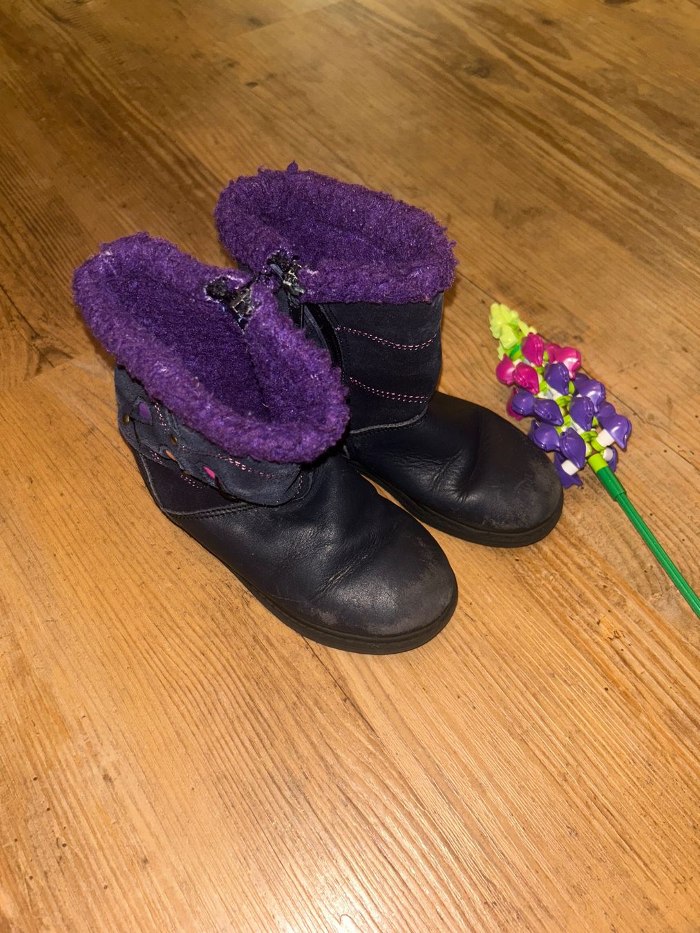 Chaussures filles: Winterstiefel 23/24 – D'occasion à Safenwil par 2hand_aber_wertvoll 2