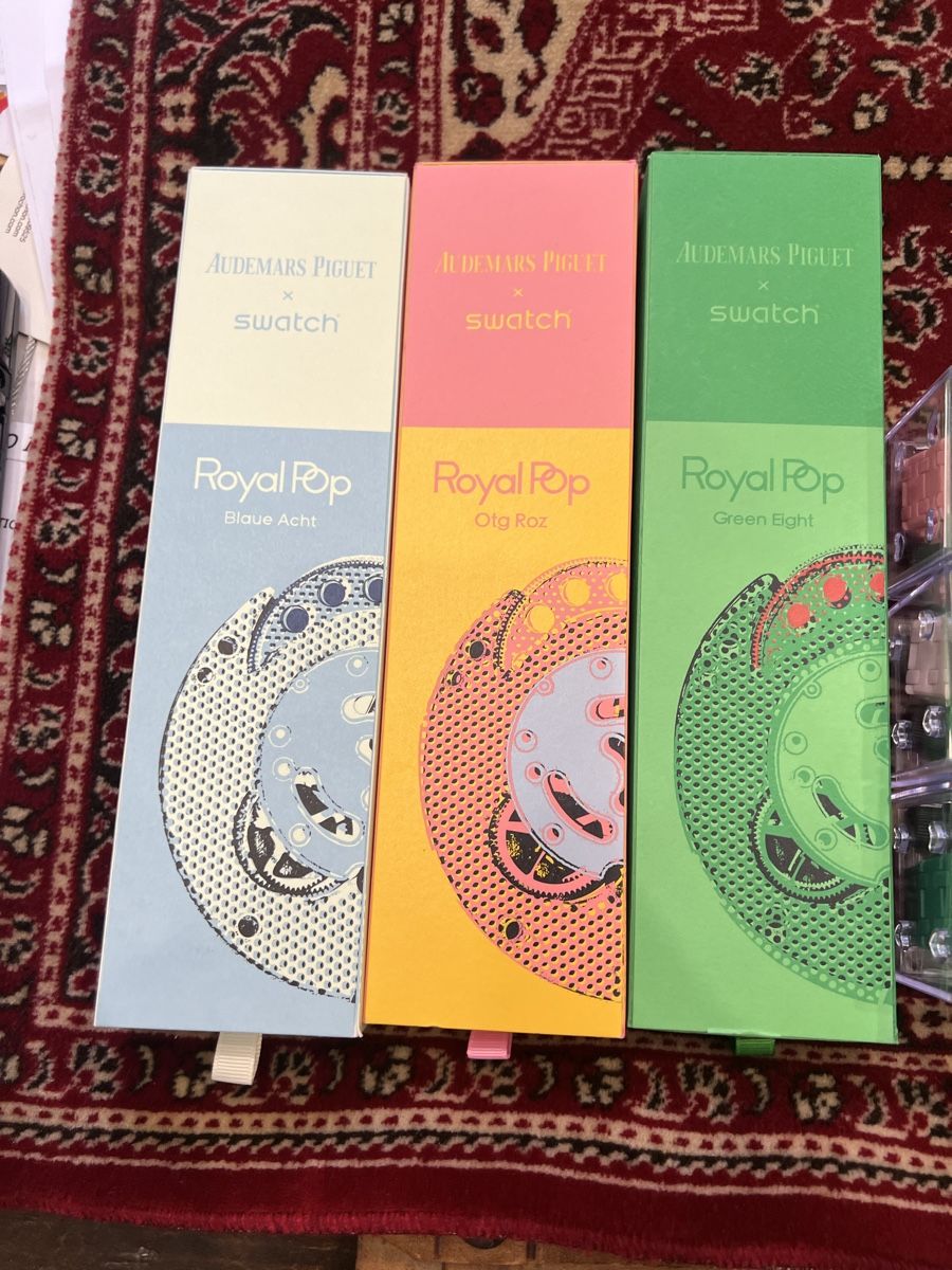 Swatch Uhren: Swatch X AP Royal POP – Neu und originalverpackt aus Ligornetto von Ksela 1