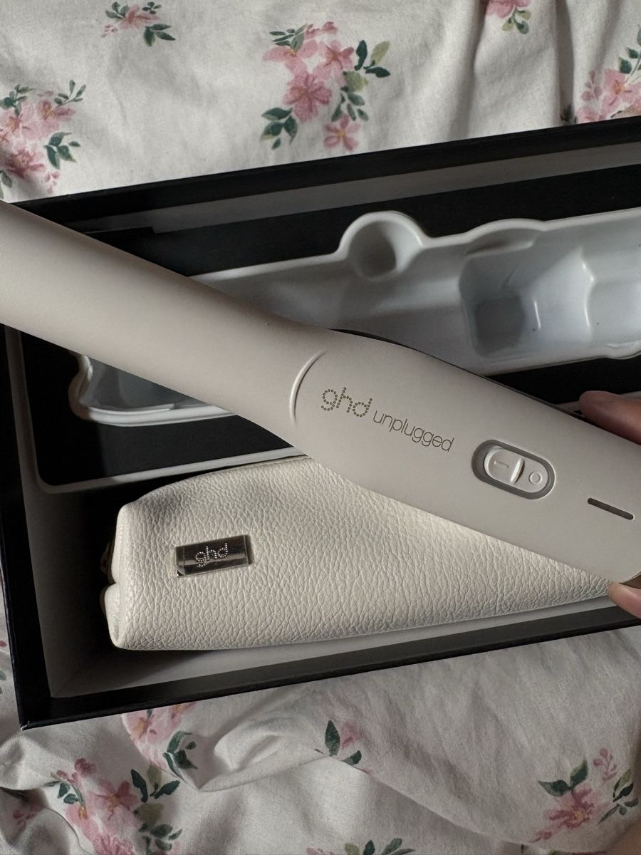 Accessoires pour cheveux: GHD UNPLUGGED – Neuf avec emballage d'origine à Marin-Epagnier par emi_gvh7 2