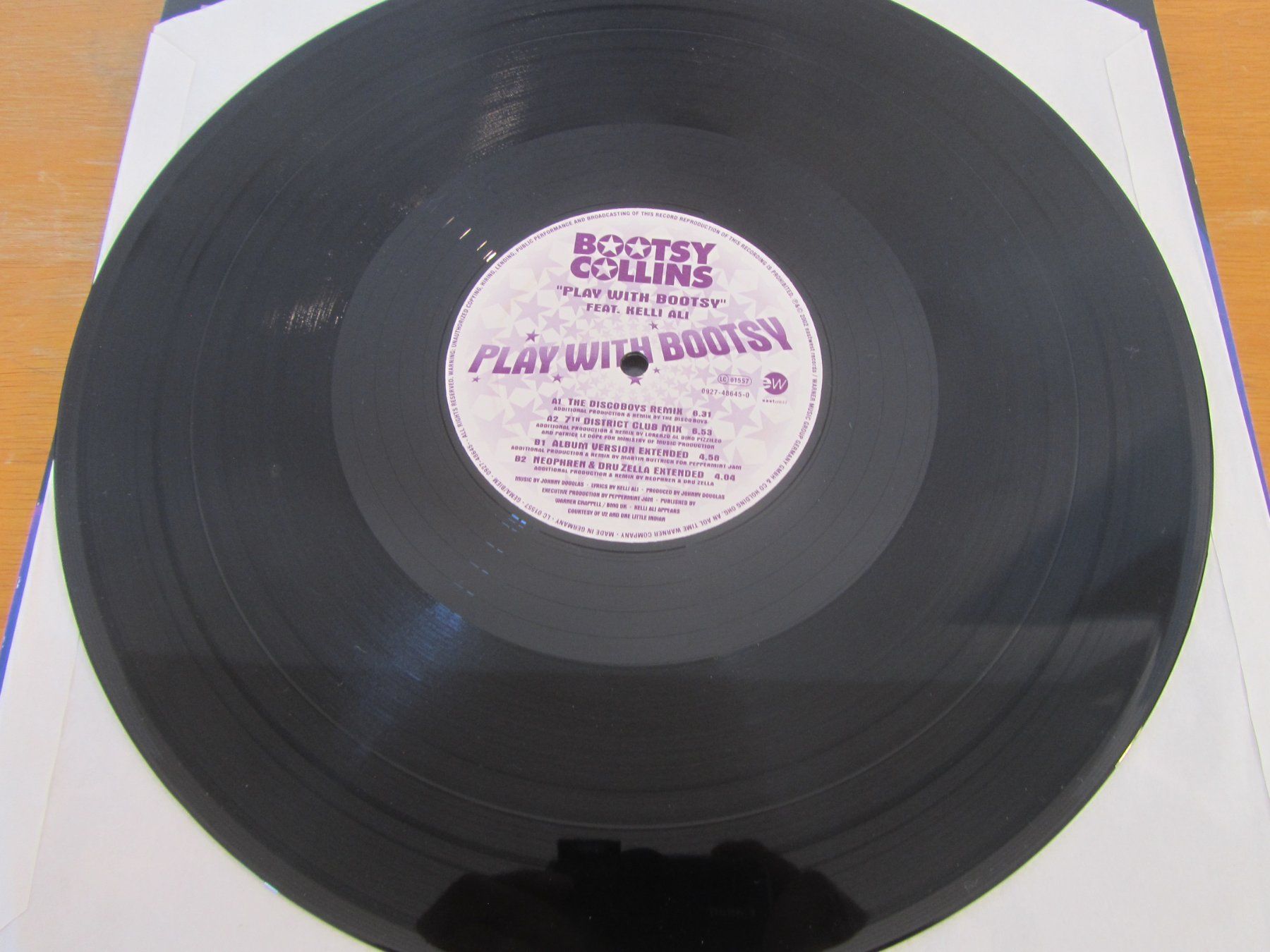 Dischi in vinile: BOOTSY COLLINS:   Play With Bootsy     /    feat. KELLI ALI – Usato da Seengen venduto da mikelele 3