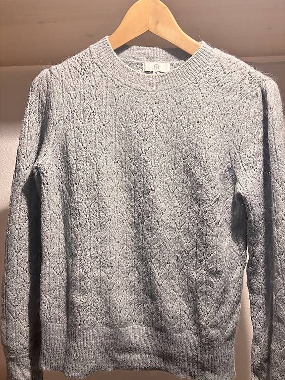 Pulls & Sweat-shirts: Pullover  – D'occasion à Zürich par din_msy7 2