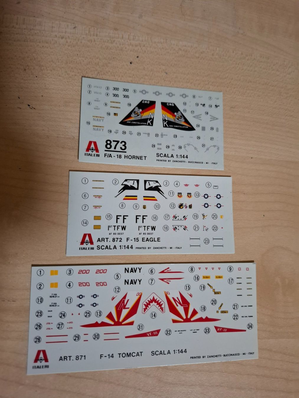 Kit di modellismo & Modellini statici: Modellflugzeug 1:144 Set 18tlg. – Nuovo (secondo la descrizione) da Halten venduto da ast_mzm8 2