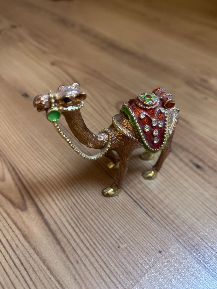 Figurines: Kamel Schmuckdose mit Verzierungen – Neuf (Voir description) à Hausen AG par cele01