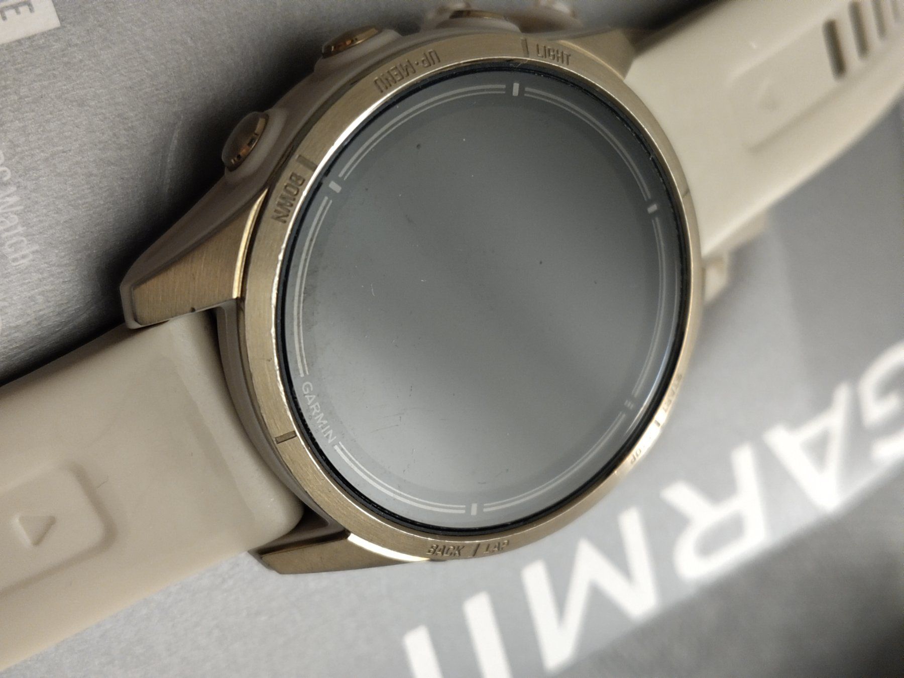 Garmin Smartwatch: Garmin Epix Pro Sapphire 42mm Gen2 – Usato da Basel venduto da mir_tbd8 5