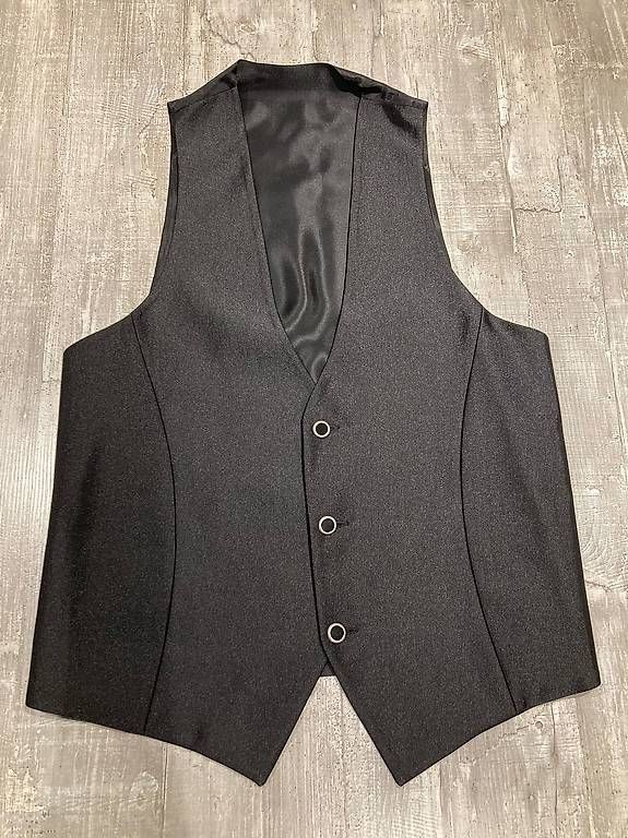 Completi: Hochzeitsanzug von Merys – Usato da Schwändi GL venduto da Blacklife 1