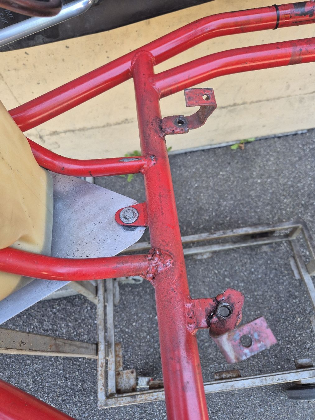 Karts: Altes Birel Chassis – Defekt aus Oetwil am see von BikiniRacingCKRSUI 4