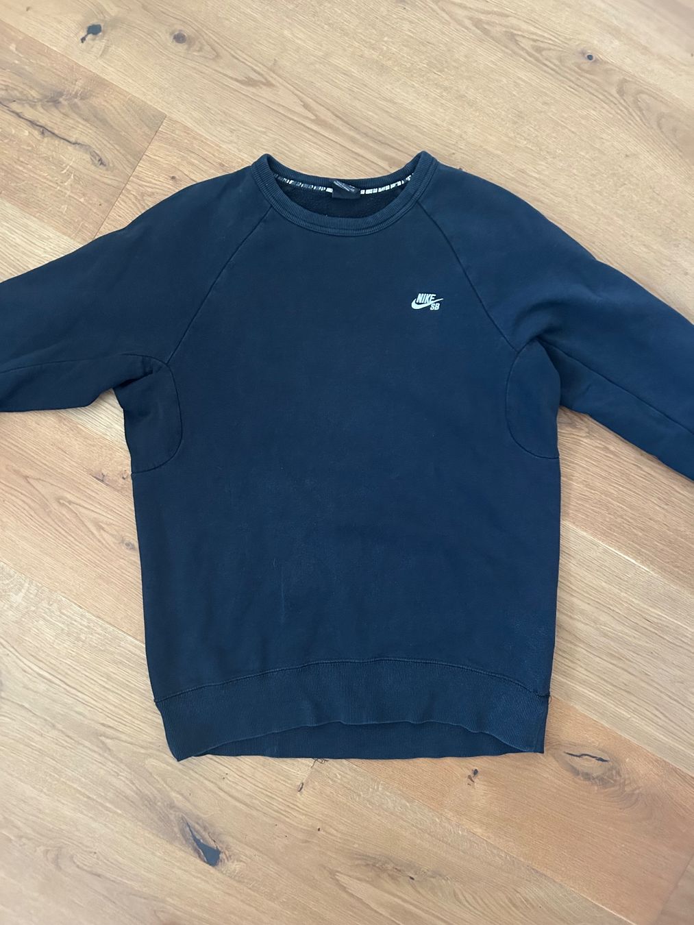 Pulls & Sweat-shirts: Pullover von NikeSB, Grösse M – D'occasion à Diessenhofen par mar_dxc7