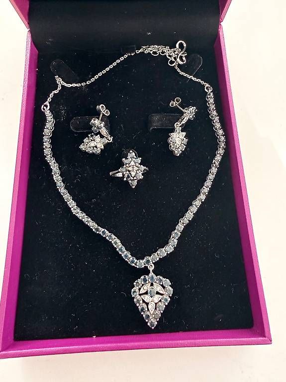 Altri gioielli: Schmuck Set Sapphire – Nuovo e nell'imballaggio originale da Zürich venduto da g_nai