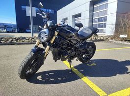 Benelli 752S