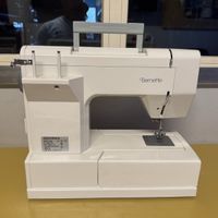 Nähmaschine Bernette ( keine Kabel )