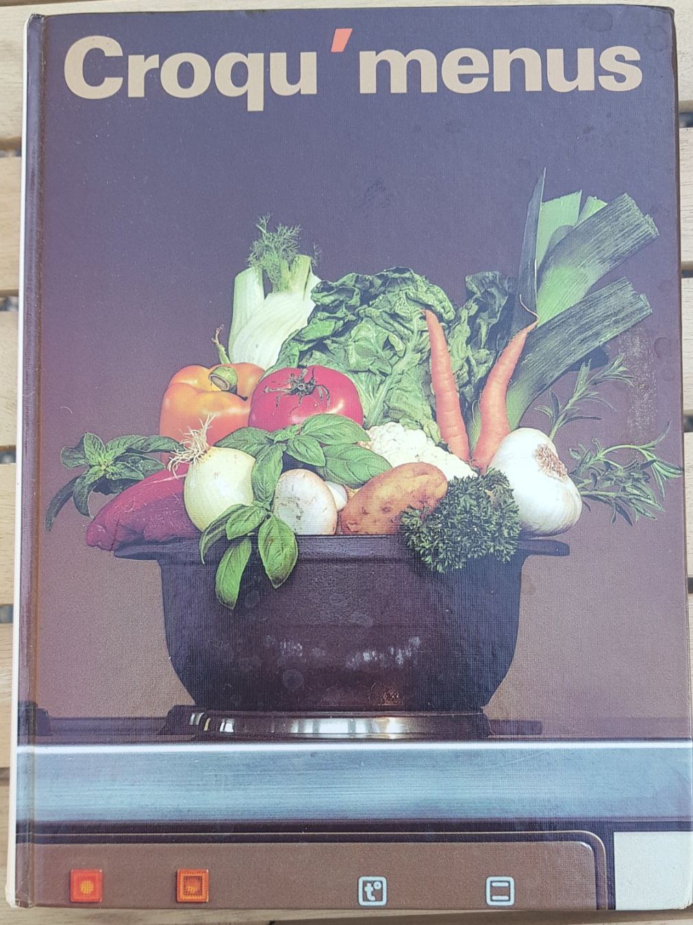 Livres: Livre de cuisine Croque menus - version 1986 – D'occasion à Fully par Minouchka