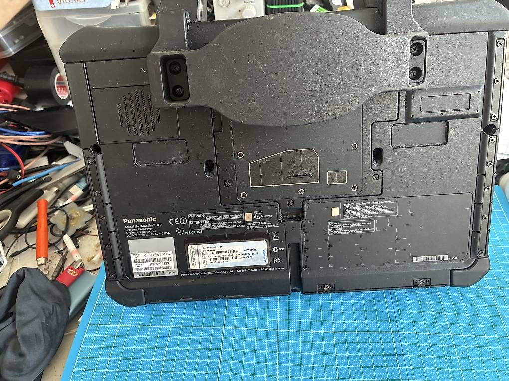 Notebook: Panasonic Toughbook CF-D1 I5Core avec base de travail – Usato da Payerne venduto da lop_6hpz 1