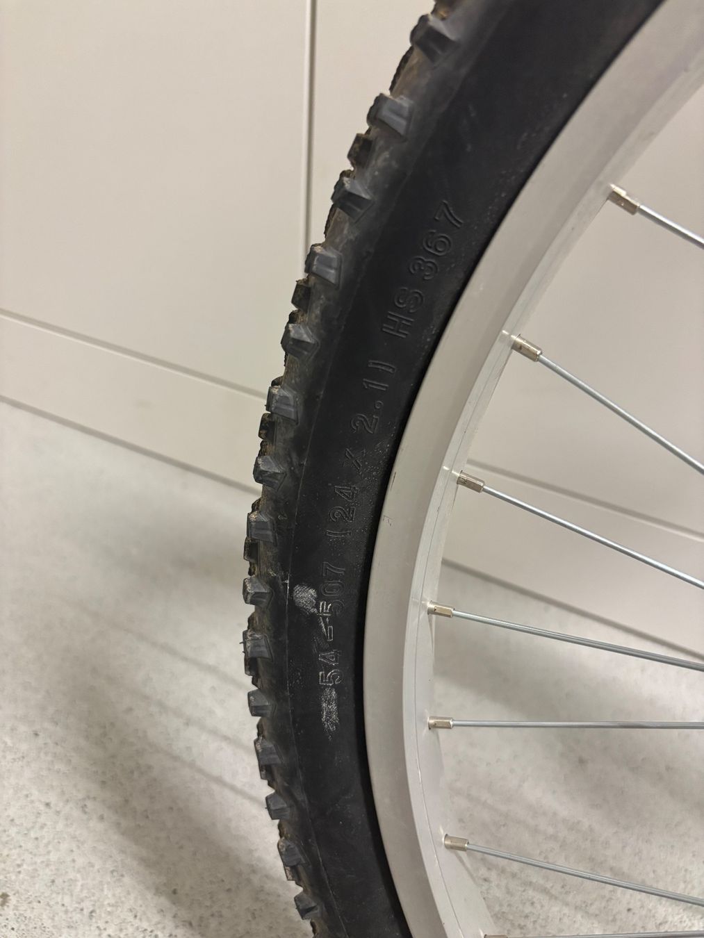 Qu-Ax Vélos: QU-AX Einrad 24 Zoll – D'occasion à Altdorf UR par dongi 2