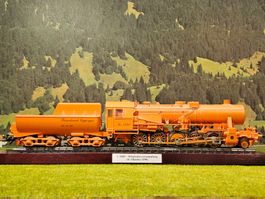 Märklin 37155 Dampflokomotive BR 52 Betriebswerk Göppingen