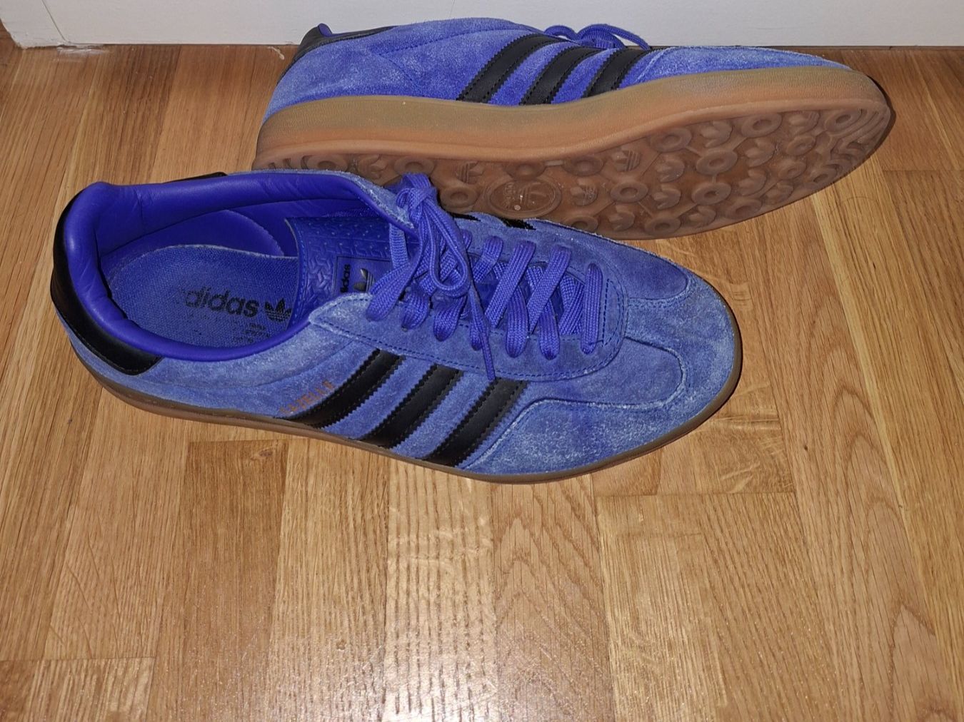 Adidas Schuhe für Jungen: Baskets Adidas taille 46, bleu, état acceptable – Gebraucht aus Lausanne von alexalexi 1