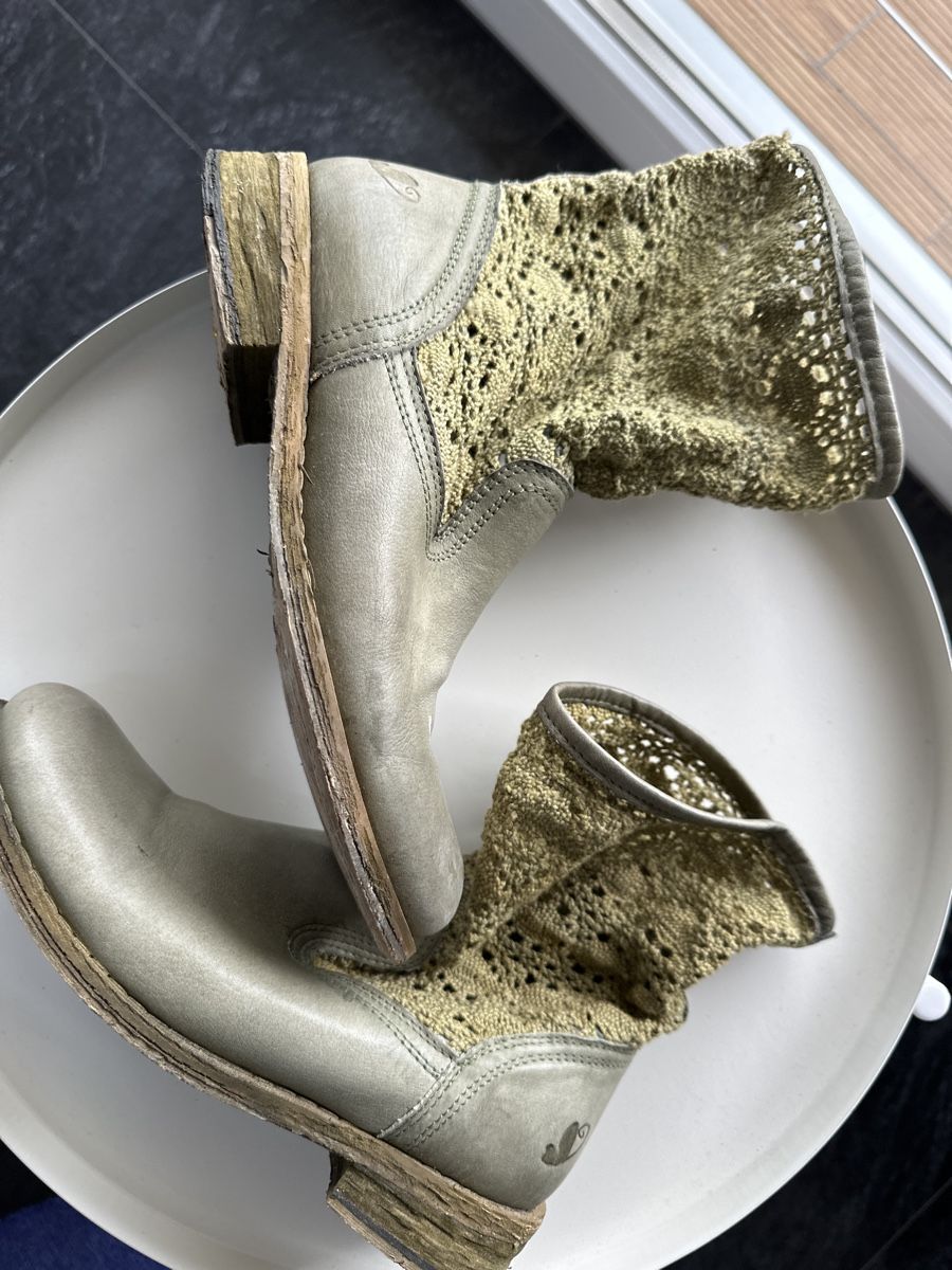 Scarpe da donna: Stiefel gr 39/40 khaki – Usato da Däniken SO venduto da NBdesign