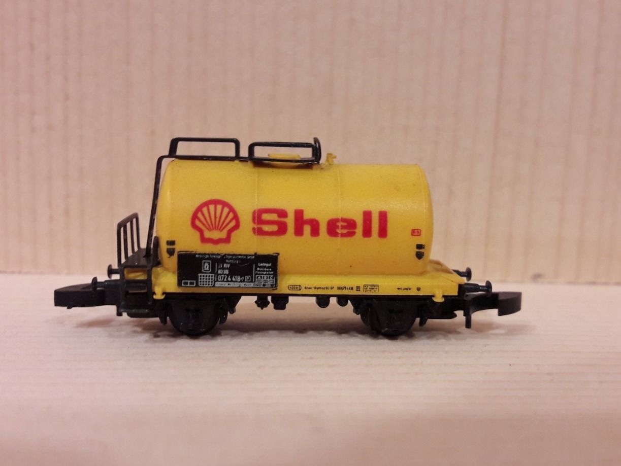 Märklin Modellini di ferrovie: Märklin Z : DB wagon citerne 2ess "Shell – Usato da Buttes venduto da Cafe2005 1