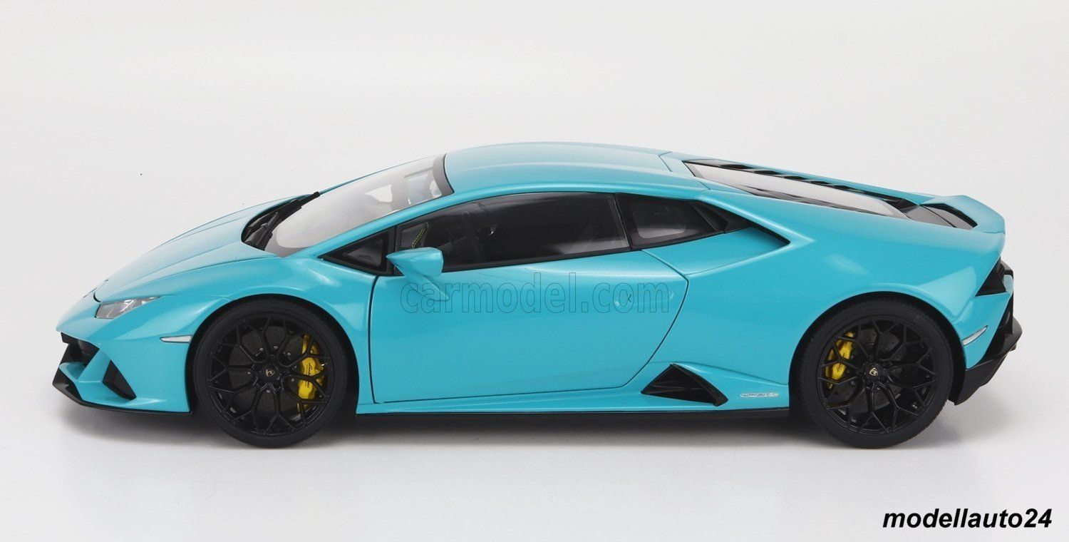 Lamborghini Huracan Evo türkis-blau 2019 / AUTOart 1:18 (Neu und