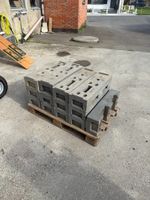 13x HERAS Bauzaun Gewichte / Standfüsse ca. 20 kg