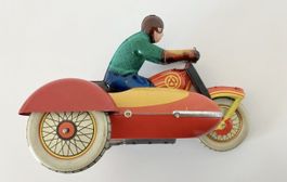Motorrad mit Beiwagen UdSSR mit Box in neuem Zustand 