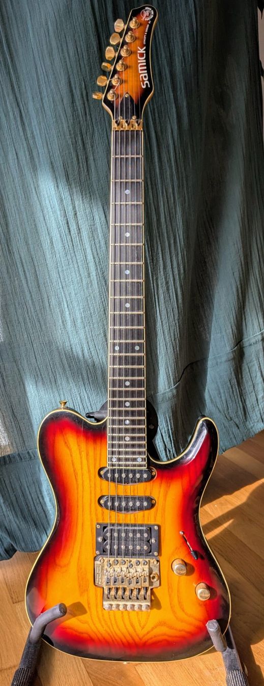Strumenti musicali: E-Gitarre Samick Sunburst guter Zustand – Usato da Gockhausen venduto da Dom_kp7z