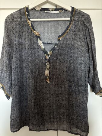 Nile Atelier Bluse, Gr. S, floraler Print - Sommer Look!