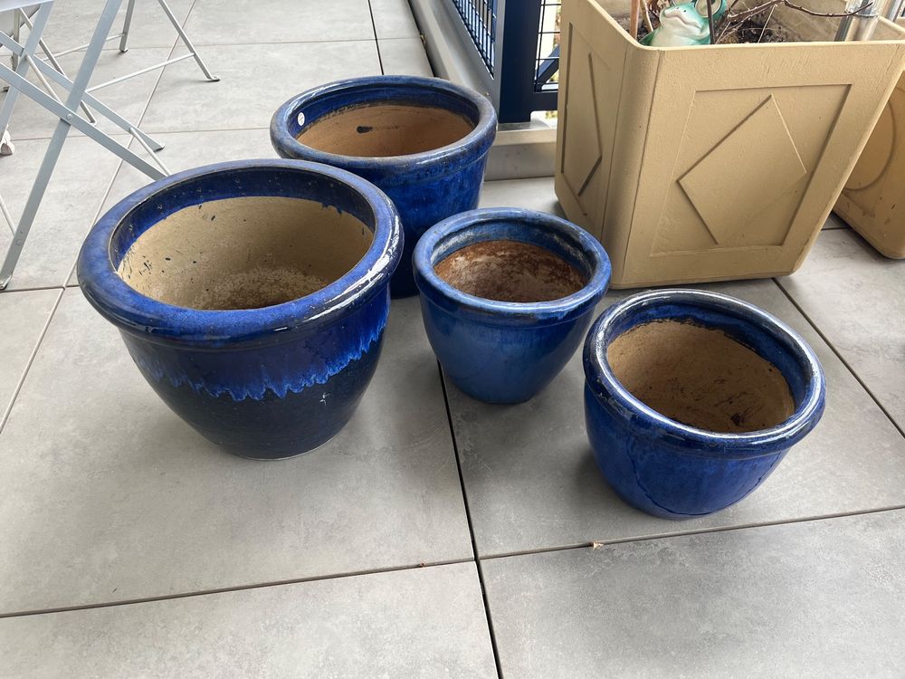 MOBUTOFU 10x Quadratische Übertöpfe 15x15cm - Hitzebeständige Harz-Untersetzer In Rot