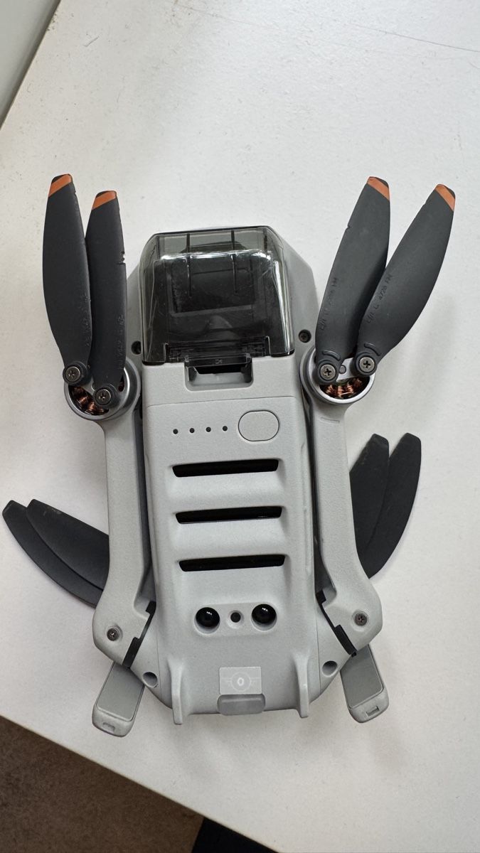 DJI Videocamere: Drohne Dji Mini 4 K – Usato da Lenzburg venduto da Li-Lo 3