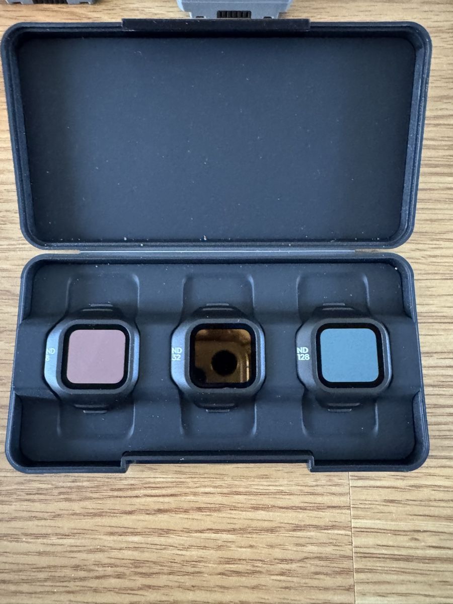 DJI Modellismo RC: DJI Mini 5 Pro inkl. 2x Akkus / RC 2 / ND-Filter Set – Nuovo (secondo la descrizione) da Luzern venduto da Marlito18 2