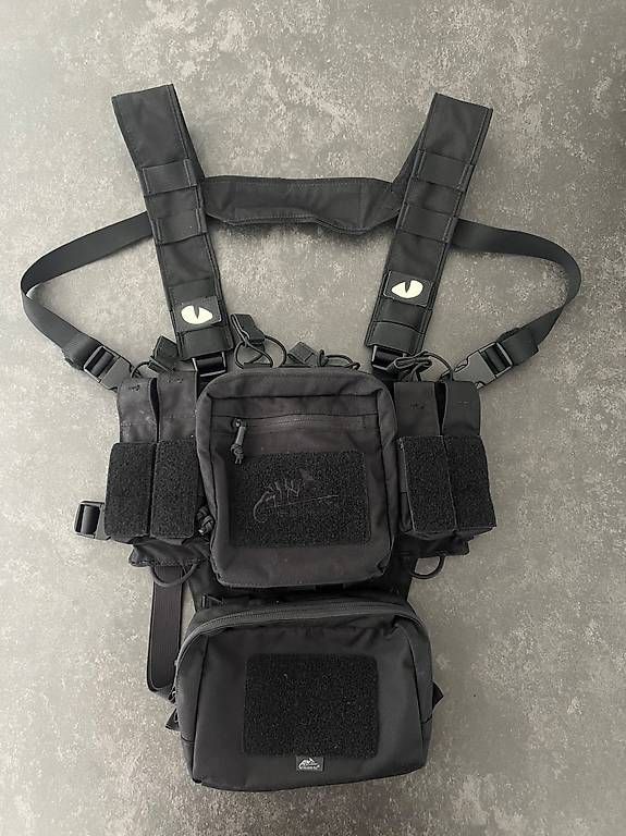 Uniformi: Helikon-Tex Chest Rig  Schwarz – Usato da Oberglatt venduto da Prinzip