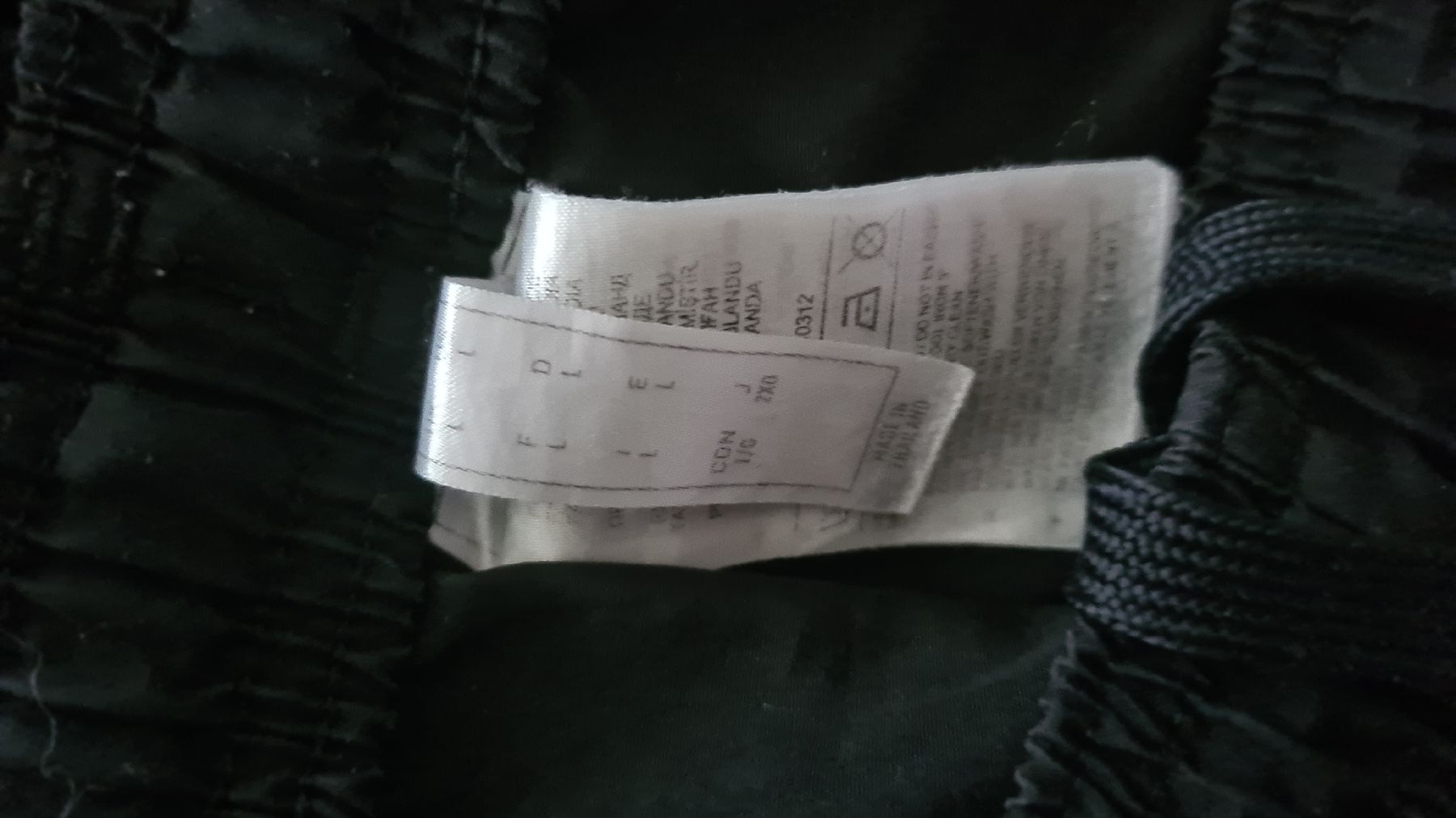 Adidas Pantaloni: adidas sport hose  – Nuovo (secondo la descrizione) da Kriens venduto da nello-1 5
