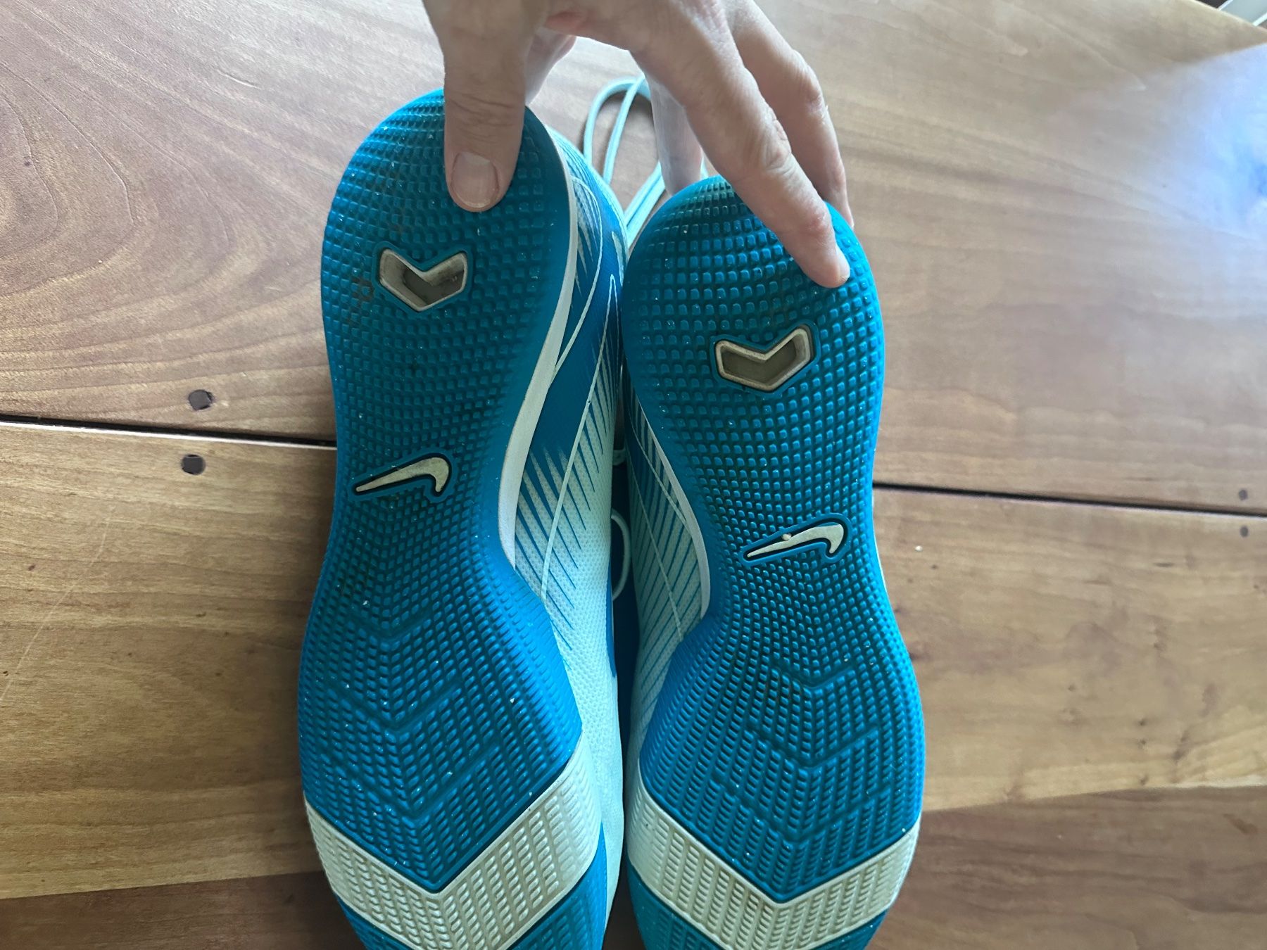 Nike Chaussures hommes: Nike Mercurial 44.5 – D'occasion à Kreuzlingen par Yukipuki 1