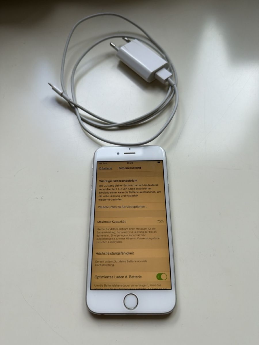 Apple Telefoni cellulari / Smartphones: iPhone 6s - 16GB - Weiss  – Usato da Kreuzlingen venduto da Roller-Werkstatt 2